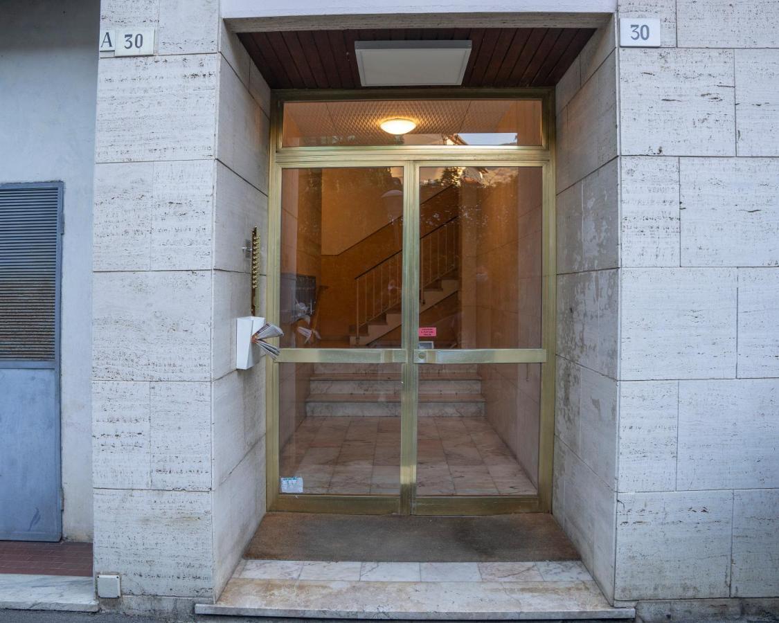 019 - Casa Blu Centro Di Santa Margherita 500M Dal Mare サンタ・マルゲリータ・リグレ エクステリア 写真